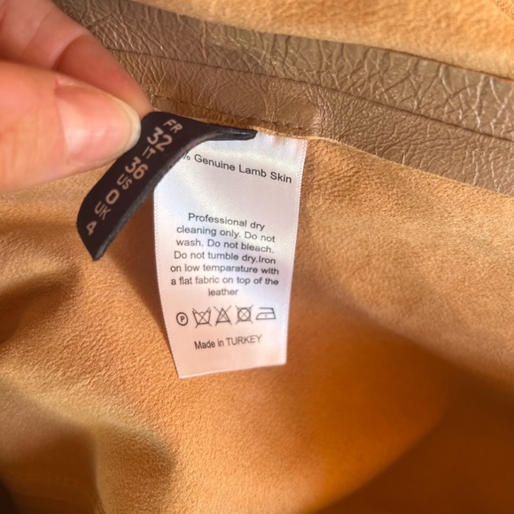 Zeynep Arcay Oversized Leather Shirt - Picture 5 of 5